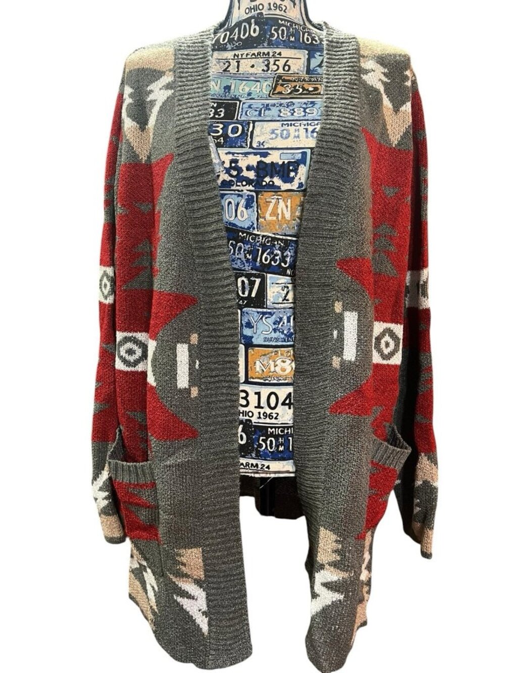 Gray Tribal Print Cardigan Red Beige Accents Warm Cozy Grandma Grandpa Sz XL